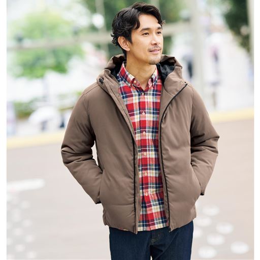 ベージュ