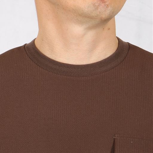 衿