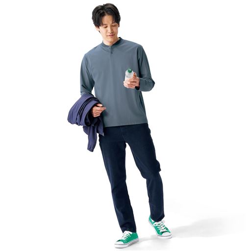 ブルーグレー コーディネート例