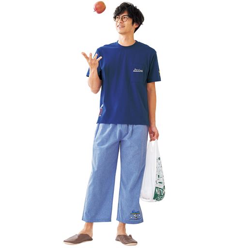 サックスブルー コーディネート例
