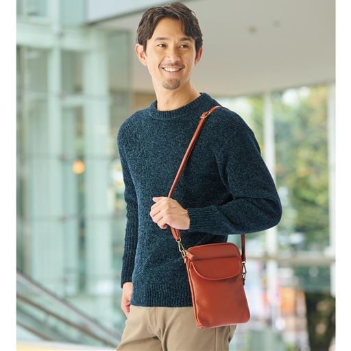 豊岡工房 スマホが触れる牛革ショルダーバッグ