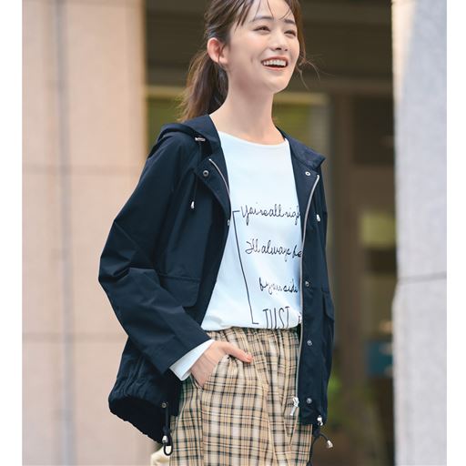 ネイビー