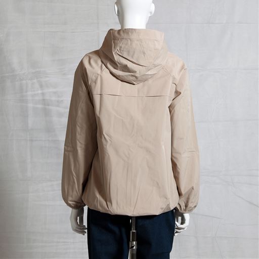 グレージュ バックスタイル