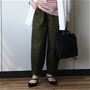 コクーンチノパンツ <br>コーディネート例<br>(シャツはMW-3613です。TシャツはNB-6602です。)