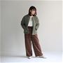 すっきりストレートセミワイドパンツ  <br>コーディネート例(スタッフ身長157cm、着用Mサイズ)<br>※ジャケット品番:AL-1052、カットソー品番:NB-6331