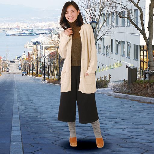 グレー<br>寒い冬の外出にも<br>※着用イメージ