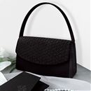 漆刺繍入り　フォーマルバッグ
