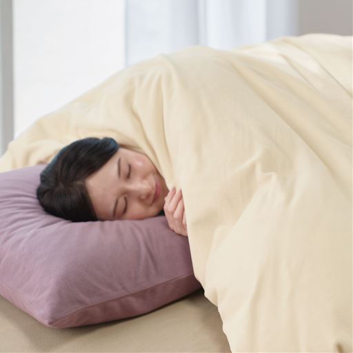 アイボリホワイト※商品は掛け布団カバーです。<br>寒い日もふんわりあたたかい。