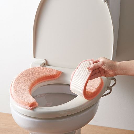 吸着使用で、ピタっと付いてズレにくい。