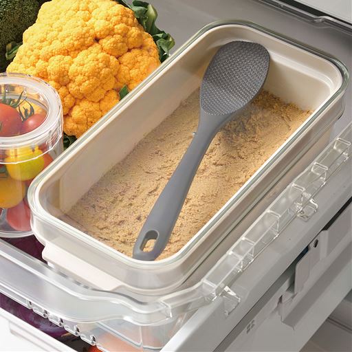 コンパクトで冷蔵庫にもスッキリ収納!