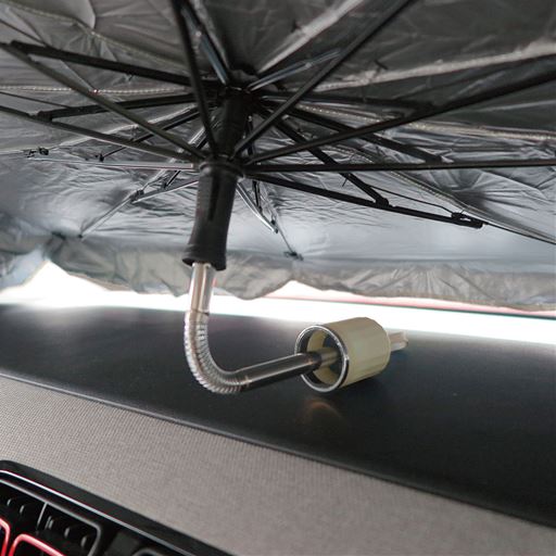 車専用サンシェード 柄が自由に曲がるので置きやすい!