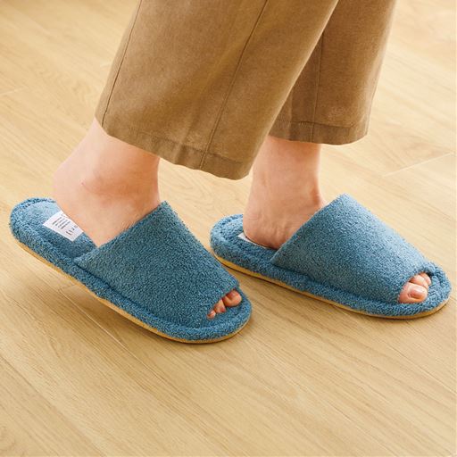 ブルー M (22.5～24.5cm)<br>汗をかきやすい季節やお風呂上がりにおすすめ。
