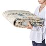 コンパクトに畳めるので持ち運びやすく、収納も場所を取りません。