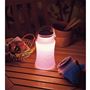 アウトドアから停電時まで使える、防水仕様のLEDランタン。