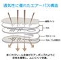4層構造の底面で足裏に負担が少なく、ムレも抑えます。