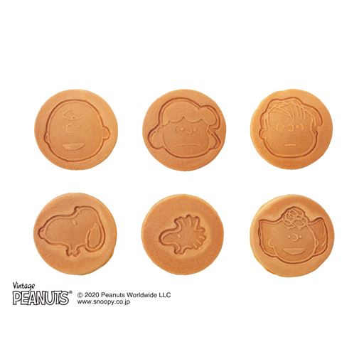 PEANUTSの仲間たちのデザインのミニパンケーキ