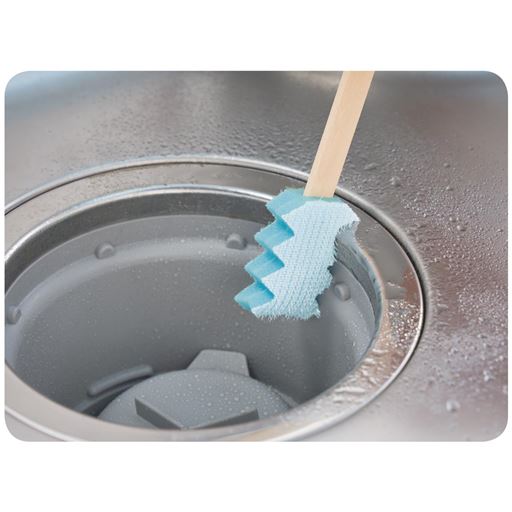 触りたくない場所の汚れをスッキリ! 排水口のヌメリスッキリ棒です。