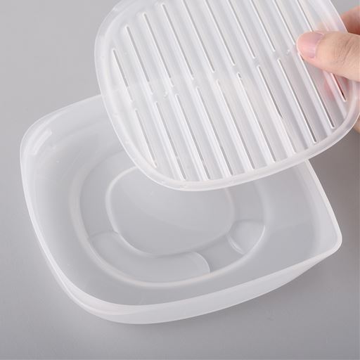 独自のスノコ構造で、水分が分離するから解凍時にべちゃっとならない!