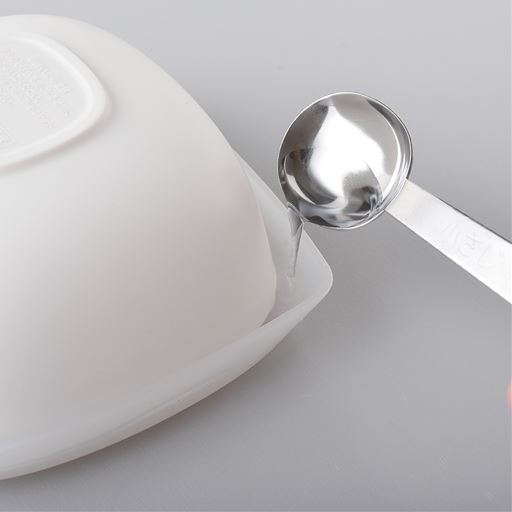 解凍前にスプーン1杯の水を足せばさらにふっくら炊きたての味に!