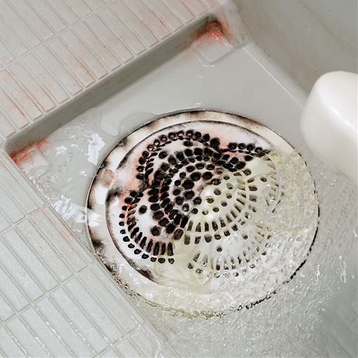 水で洗い流す ※写真はイメージです