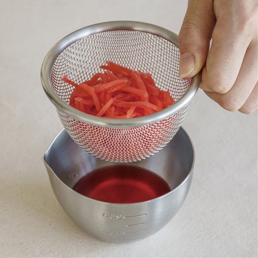 薬味の汁気切りにも