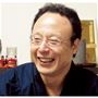 お茶鑑定士袋布 吉一<br>(株)袋布向春園本店代表取締役。<br>全国茶審査技術競技大会5段位の実績を持つ。<br>お茶鑑定士も認めた「香り」と「味」もっと苦味や雑味があると思っていたのですが、驚きました。これだけの素材を美味しく仕上げるのは並大抵ではありません。多くの方にお飲みいただきたい逸品ですね。<br>※コメントは個人の見解です。