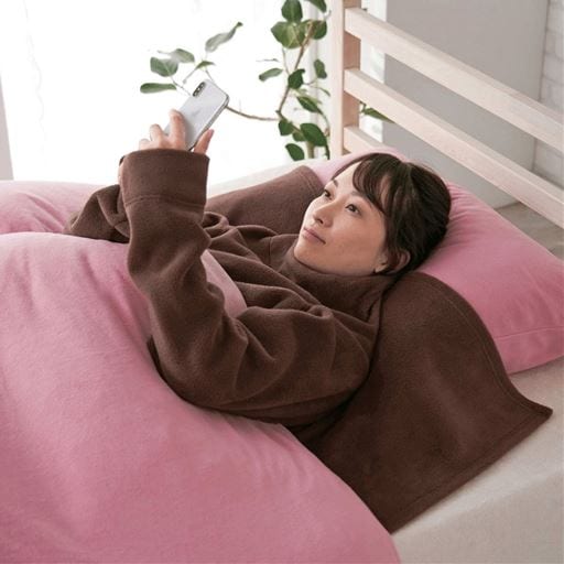 肩まであったか着る毛布