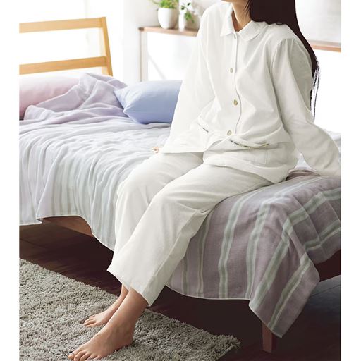 アイボリー(Mサイズ)<br>心もからだも優しく包み込む、今治産のレディースパジャマです。