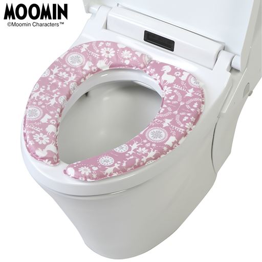 ピンク系(フォーク)<br>ムーミンの柄がかわいい、さらふわ便座クッションです。