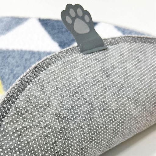 裏面はすべりにくい加工を施しています。<br>※このカラーは完売しました。