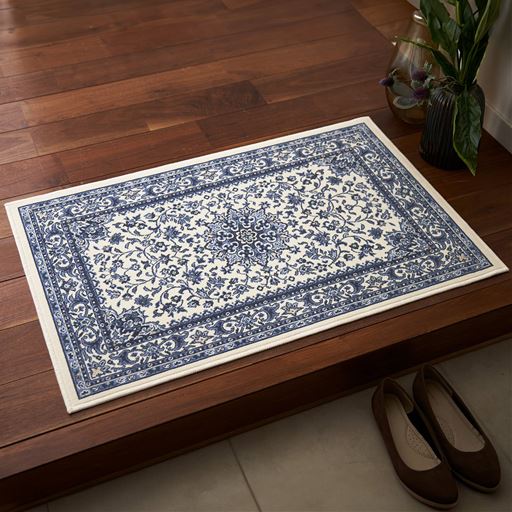 ブルー(横90×縦60cm)<br>美しく上質な国産インテリアマットです。