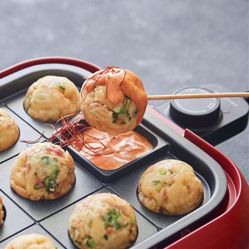 ソースが作れる「ディップポケット」付きなのでたこ焼きのアレンジも楽しめます。