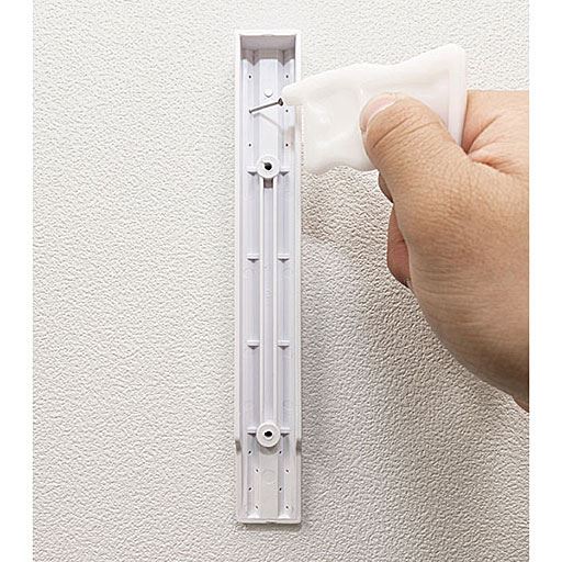 取り付けは石膏ボードの壁のみOK。土壁や木壁には使用できません。