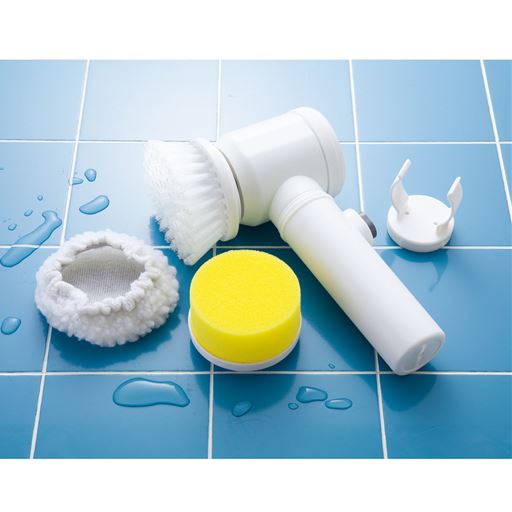 セット内容<br>本体、ブラシ×2、スポンジ×2、仕上げ用ツヤだしクロス、壁掛けホルダー