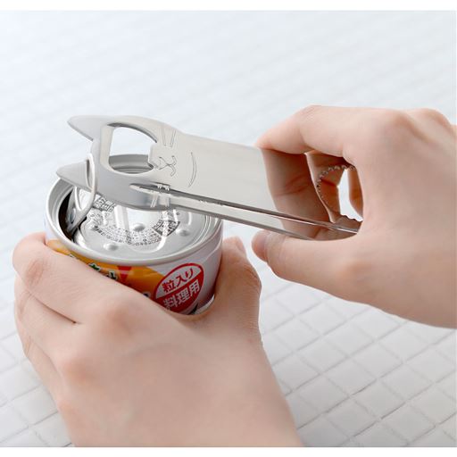 缶詰めや缶ジュースのプルトップに