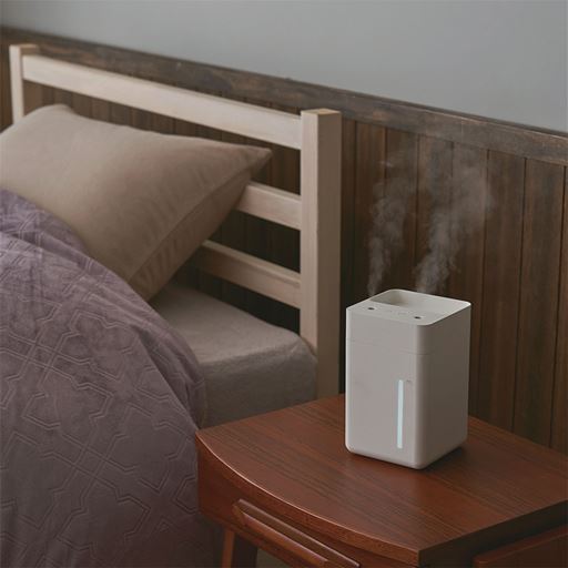 睡眠中の乾燥が気になる寝室に。