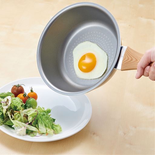 焦げ付きにくく傷つきにくい!