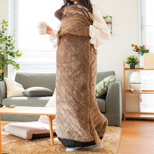 着たまま部屋中どこへでも!いつでもぽかぽか あったかルームウェアのような着るコタツ
