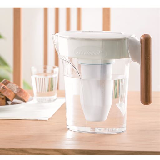 2.4Lの大容量。