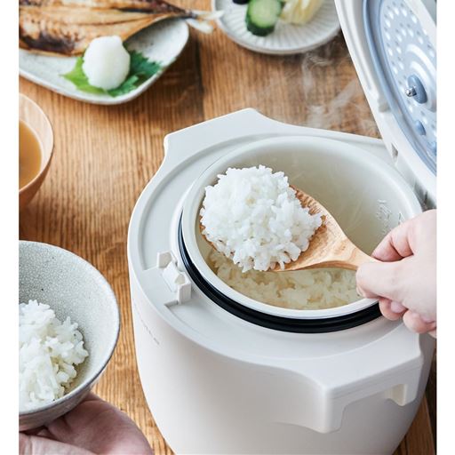 ホワイト<br>小さくでもいろいろな料理に活躍