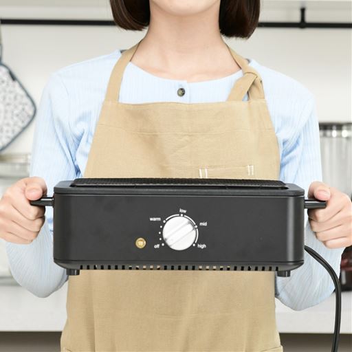 1～2人用のコンパクトサイズなので使いたいときにすぐ使えて片付けもラクラク。