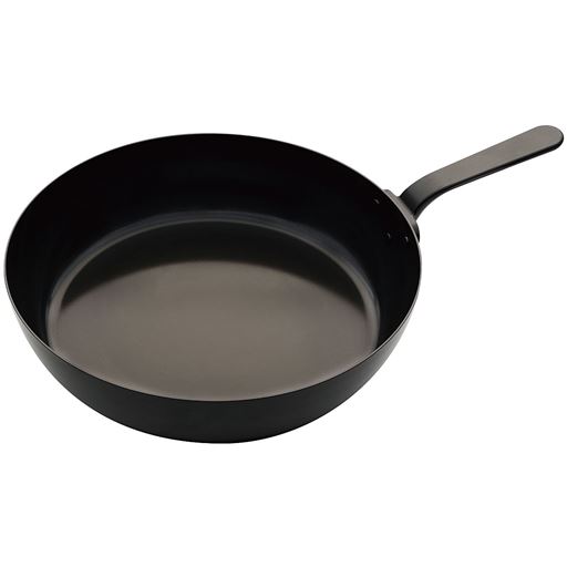 ブラック