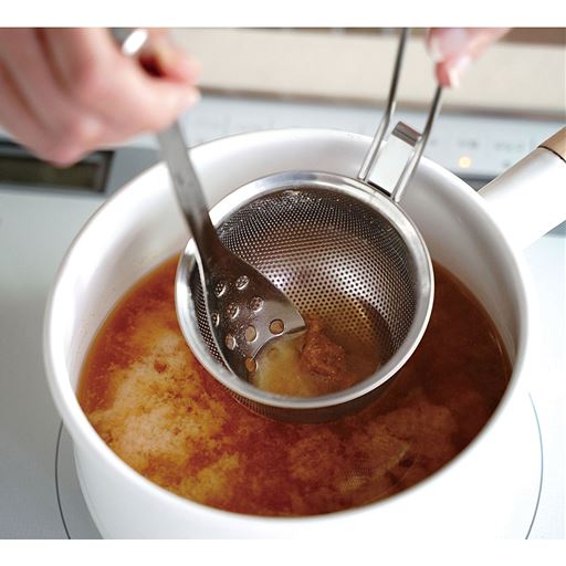 穴あきスプーン付きパンチング味噌こし