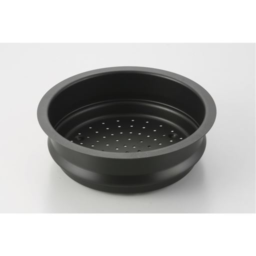 レミパンの上に重ねて使うタイプの蒸し台です。