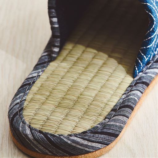 ブルーL<br>畳のような快適な足ざわり。
