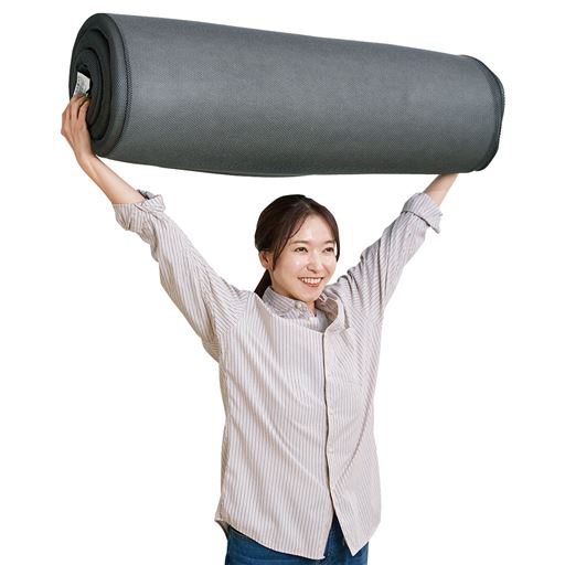 女性でも軽々持てる!重量約3kg