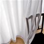 ホワイト<br>繊細でクラシカルな印象のローズ柄が美しい。