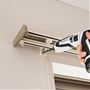 プラスドライバー1本で取付けできます。 ※取付ネジは木部用です。木部以外には使用しないでください。木部は15mm以上の厚みが必要です。