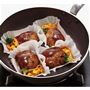 深さが3cmあるので煮込み料理でもフライパンが汚れにくい!