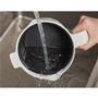 フッ素樹脂コーティング加工を採用。 調理した後の汚れがラクに落ちます。<br>食洗機も対応。<br>丸洗いできるので、お手入れもとっても簡単です。